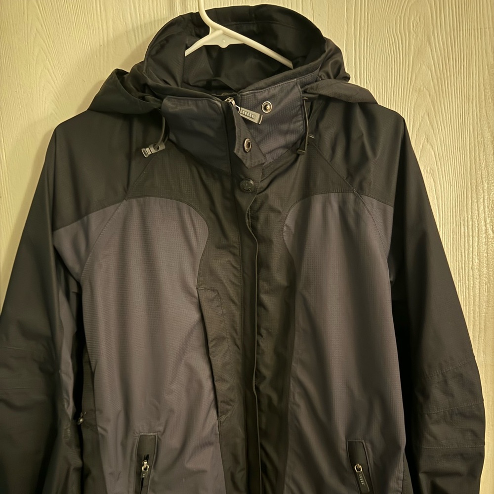 North End black and gray ski/anorak style jacket, women's size large, great cond